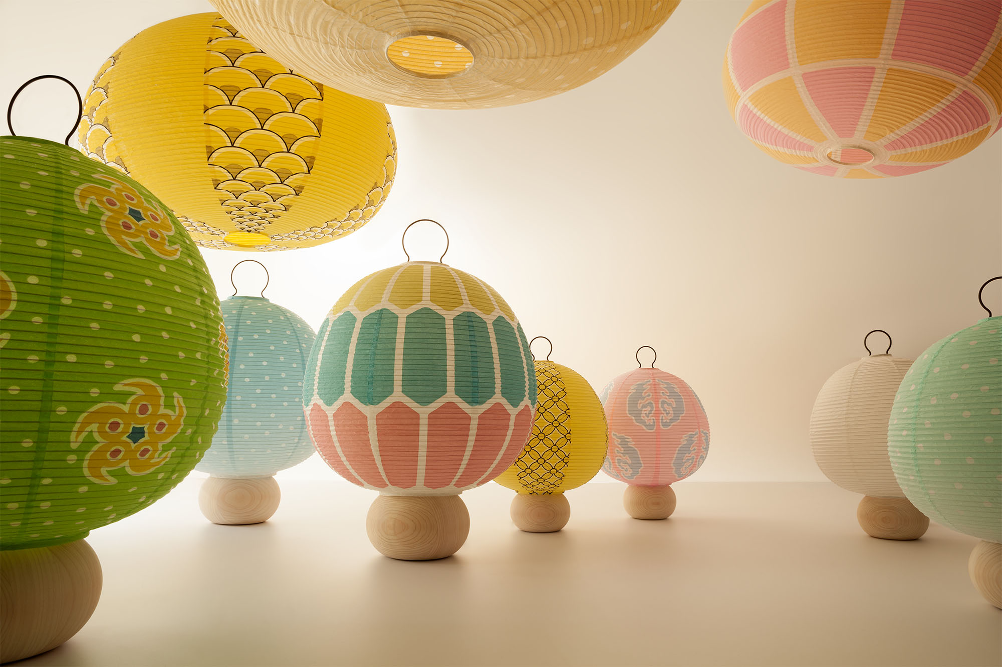 Kazushige Miyake Lamp - Kazushige Miyake